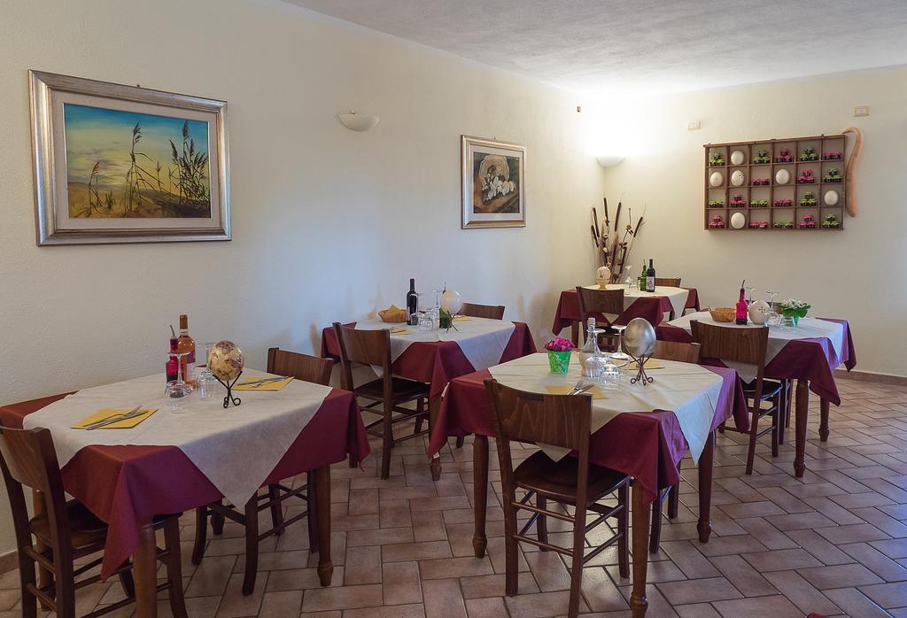 B&B Corte Degli Struzzi Pescia Romana Exteriör bild